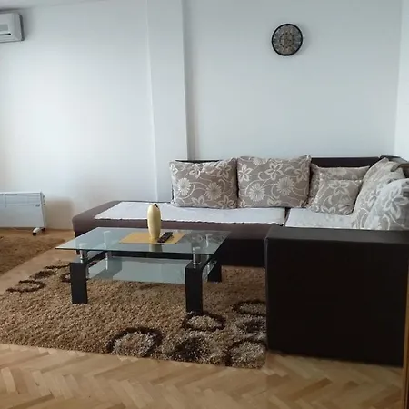 Apartman Sweet Dreams בייאליינה