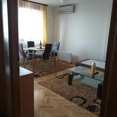 Apartman Sweet Dreams דירה